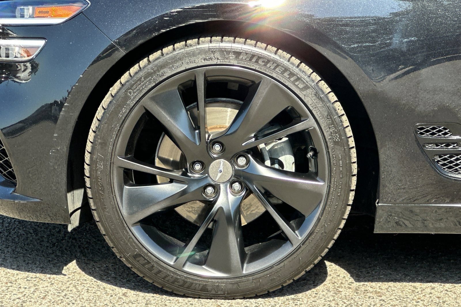 Used 2023 Genesis G70 2.0T w/ Sport Prestige Package RWD image 34
