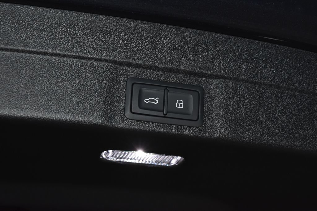 Used 2025 Audi A5 2.0T Premium w/ Premium Plus AWD/4WD image 27