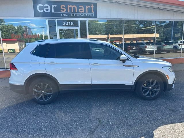 Used 2023 Volkswagen Tiguan SE AWD/4WD image 8