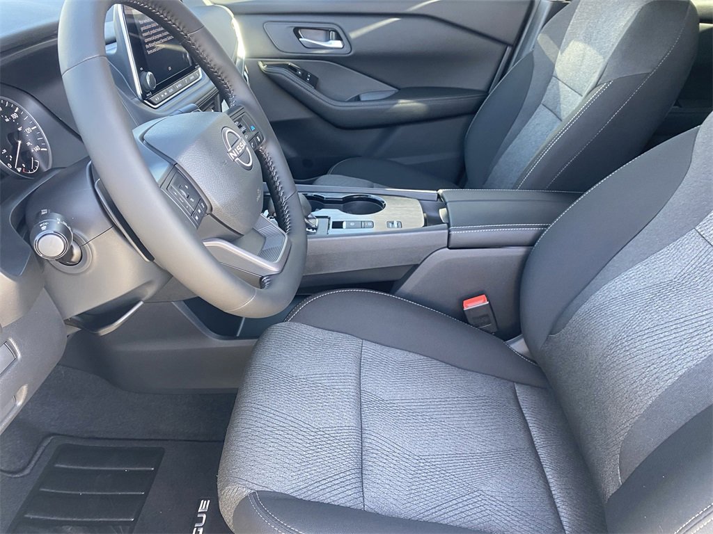 New 2026 Nissan Rogue SV image 14