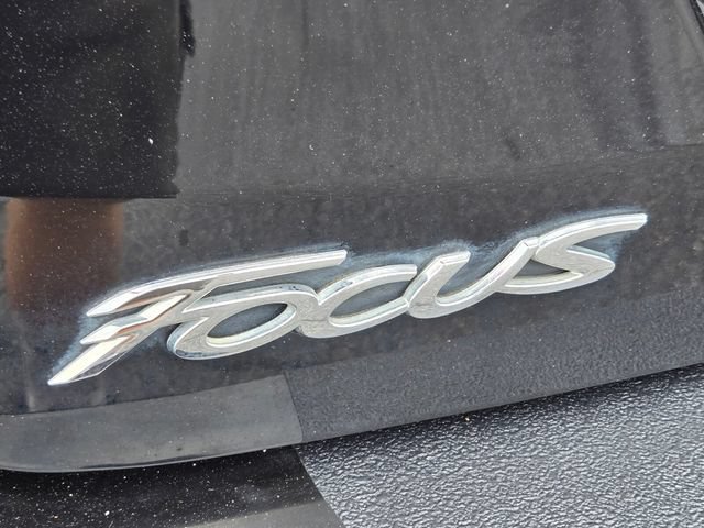 Used 2017 Ford Focus Titanium FWD image 17