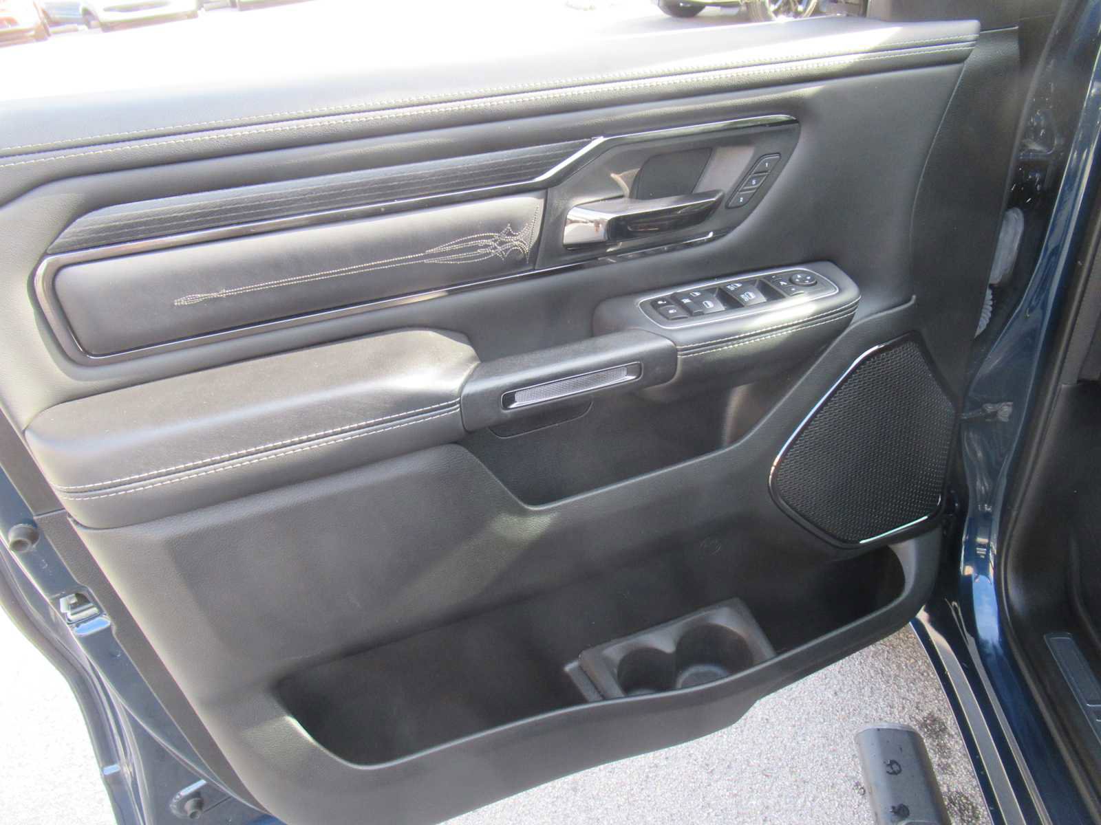 Used 2024 RAM 1500 Limited w/ Body Color Bumper Group image 17