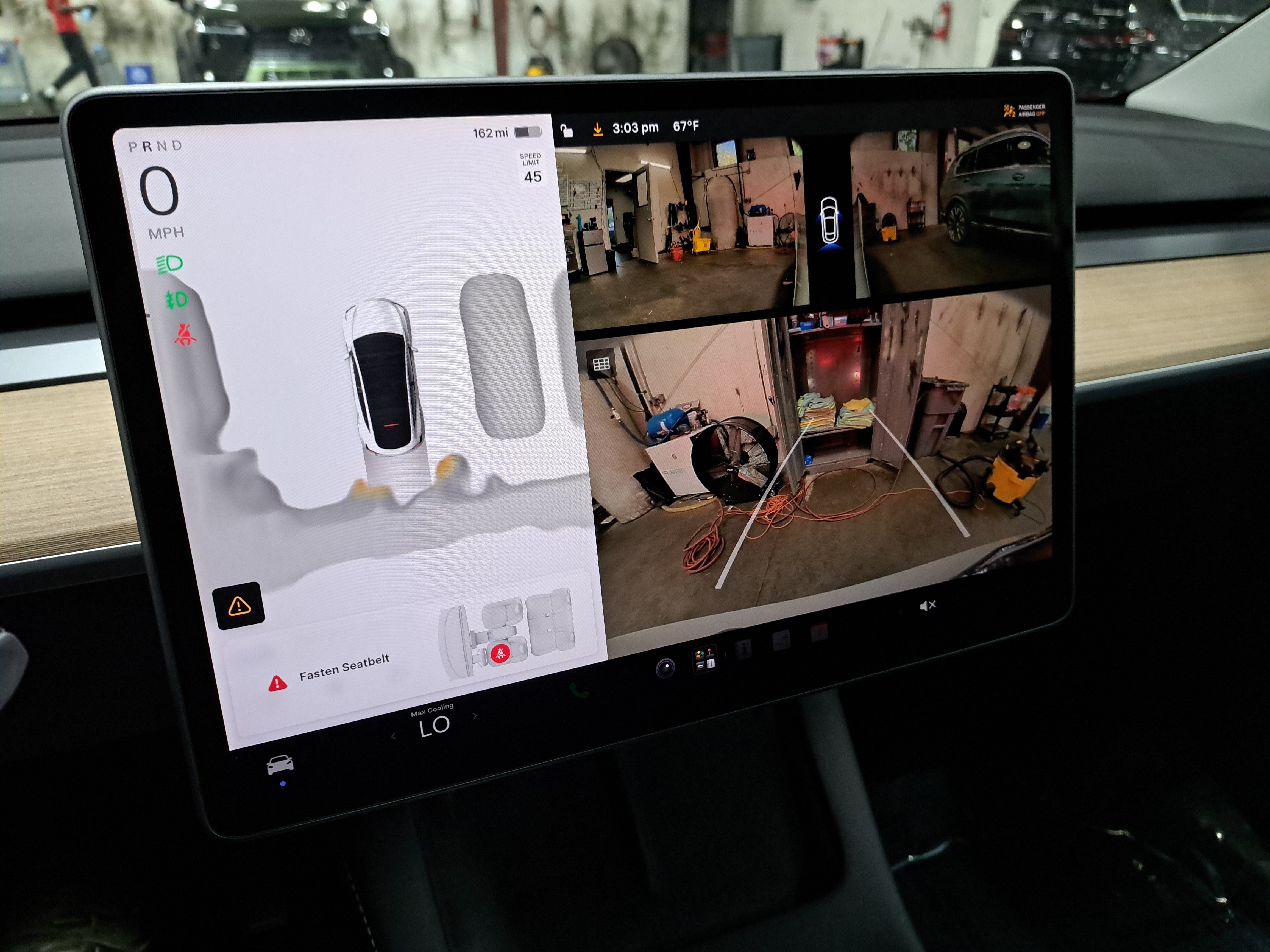 Used 2023 Tesla Model Y Long Range AWD/4WD image 23