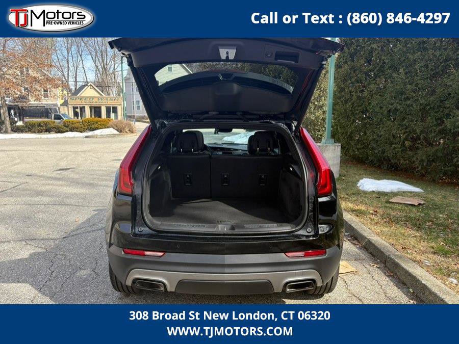 Used 2019 Cadillac XT4 Premium Luxury image 10