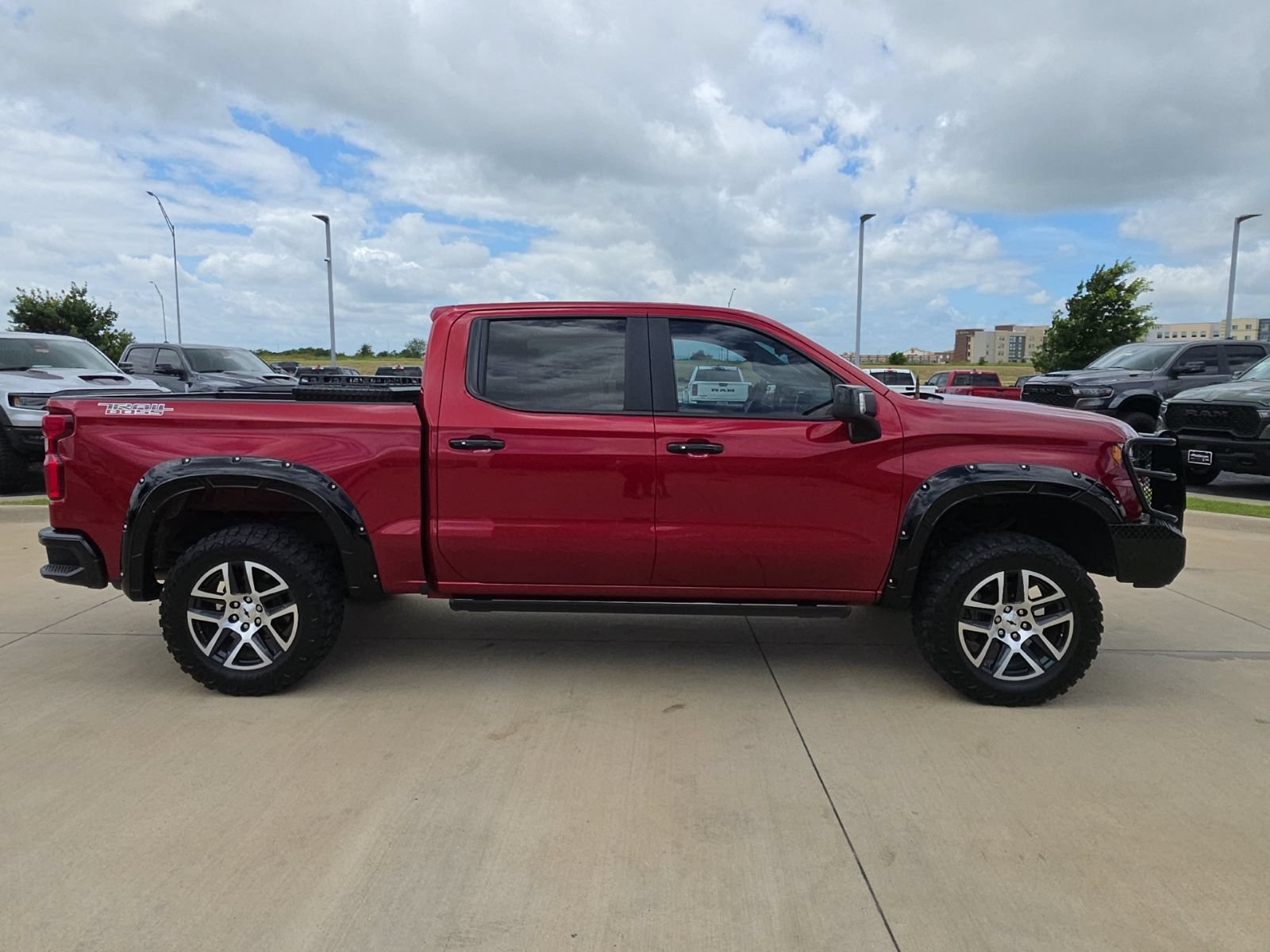 Used 2019 Chevrolet Silverado 1500 LT Trail Boss AWD/4WD image 6
