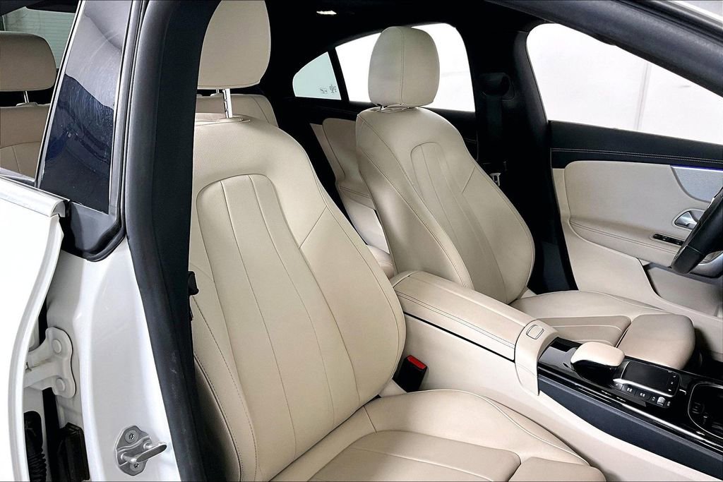 Used 2022 Mercedes-Benz CLA 250 image 7