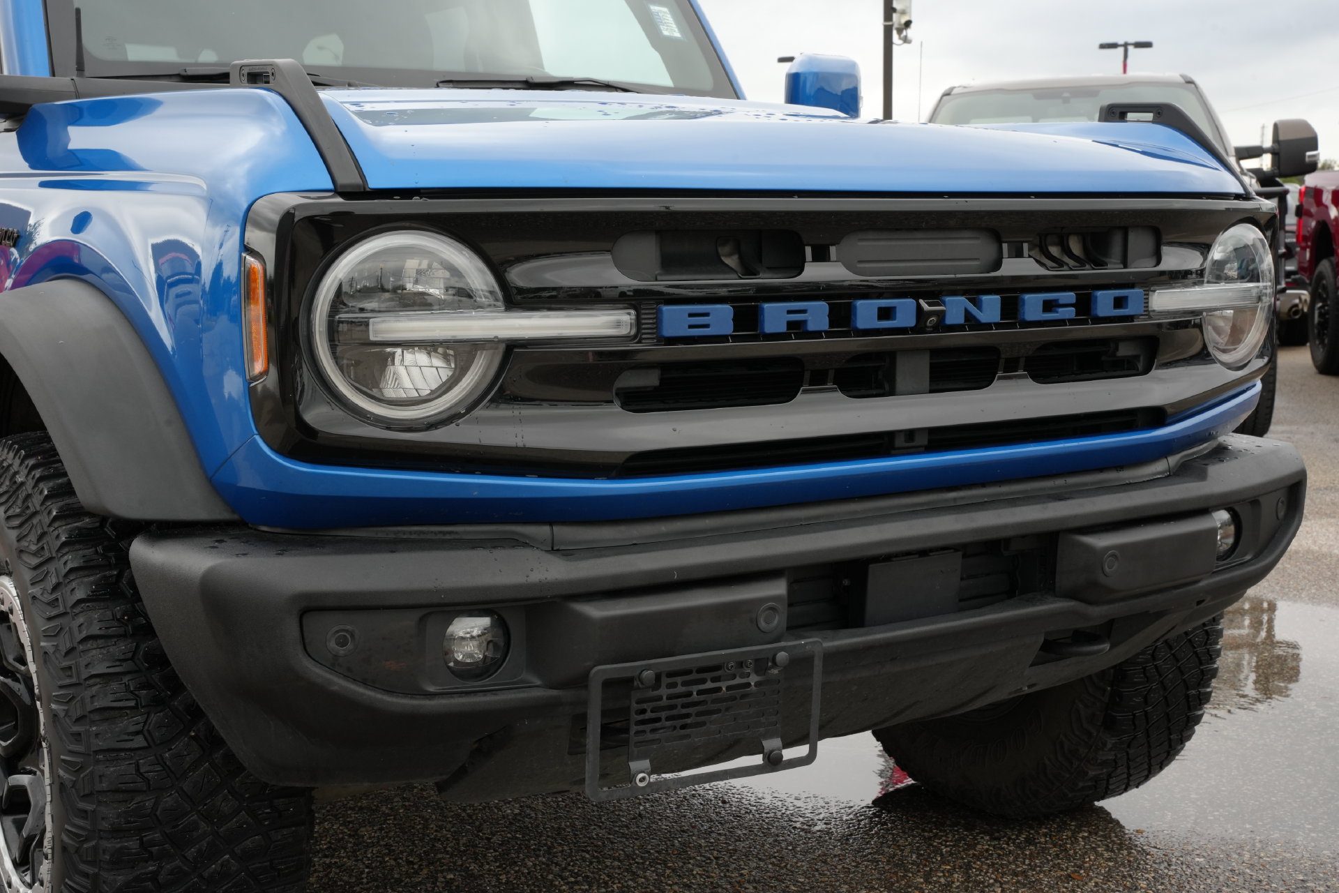 Certified 2023 Ford Bronco Outer Banks w/ Sasquatch Package AWD/4WD image 24