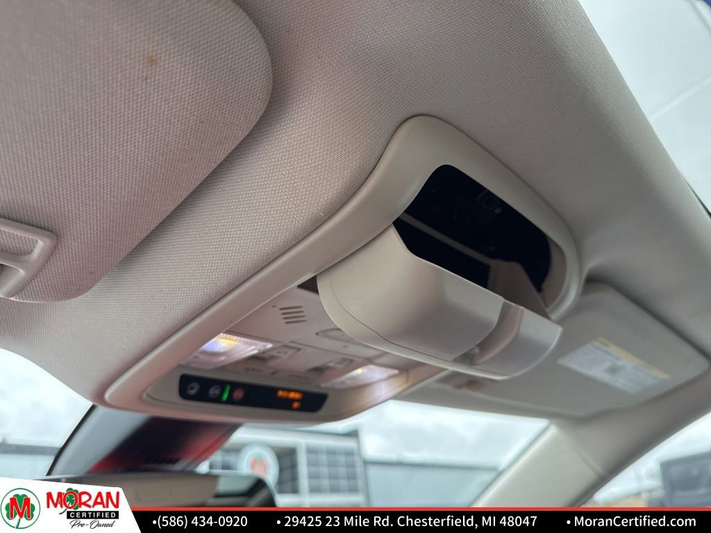 Used 2018 Cadillac XT5 Luxury w/ Driver Awareness Package FWD image 22