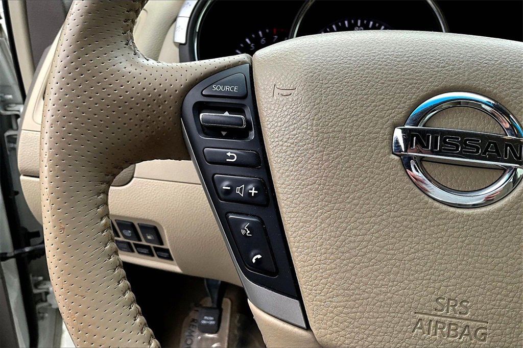 Used 2014 Nissan Murano SL w/ Navigation Package image 11