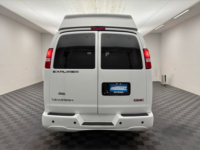 New 2026 GMC Savana 2500 w/ Driver Convenience Package RWD image 9