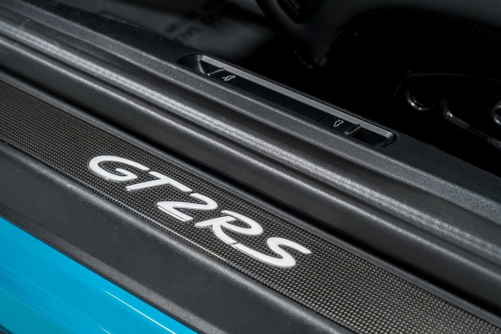 Used 2018 Porsche 911 GT2 RS w/ Weissach Package RWD image 11
