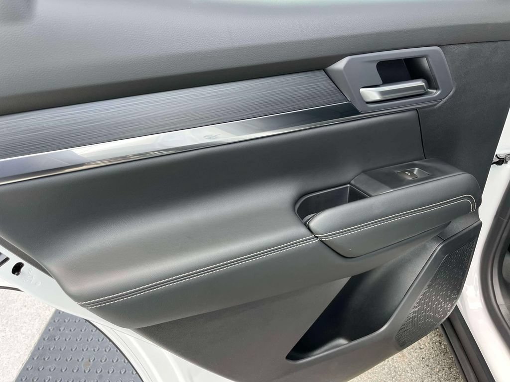 New 2026 GMC Terrain Elevation w/ Elevation Premium Package AWD/4WD image 15
