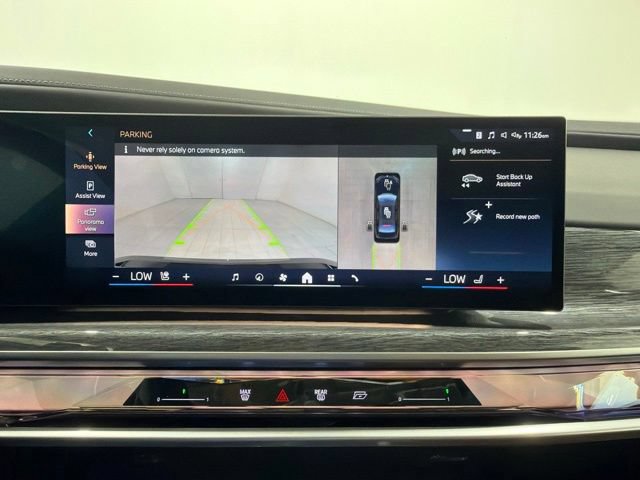 Certified 2024 BMW 740i xDrive w/ Premium Package 2 AWD/4WD image 33
