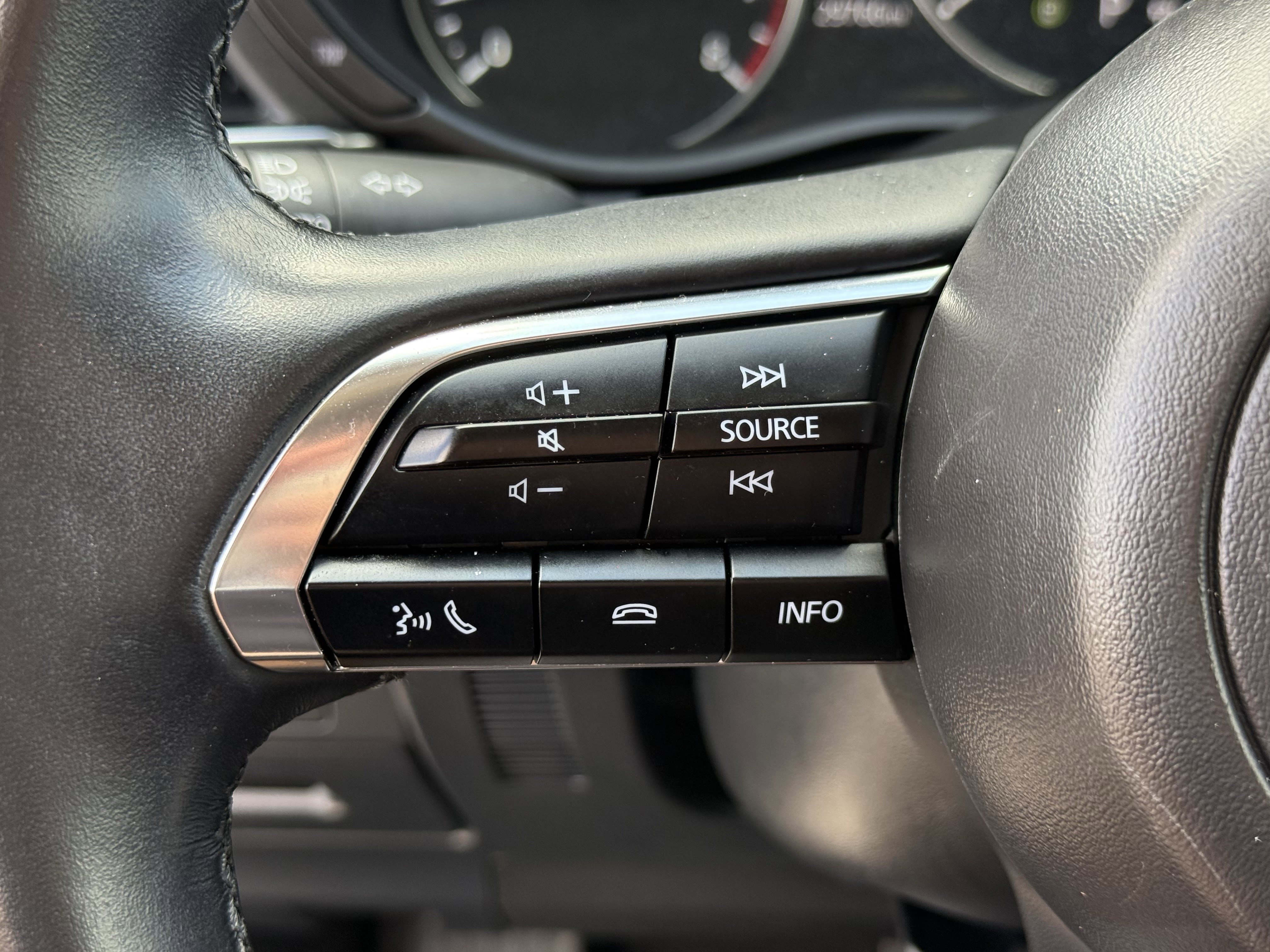 Used 2025 MAZDA CX-30 AWD 2.5 S w/ Preferred Package image 17