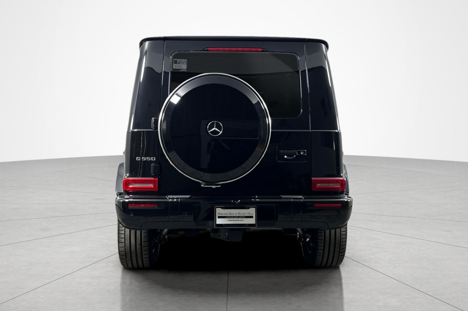Used 2025 Mercedes-Benz G 550 image 4
