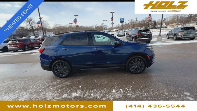 Used 2023 Chevrolet Equinox RS w/ RS Leather Package image 10