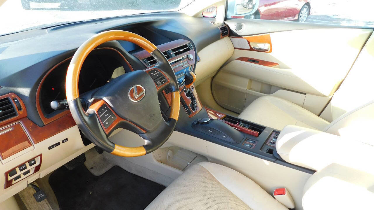 Used 2011 Lexus RX 350 AWD w/ Premium Pkg image 18