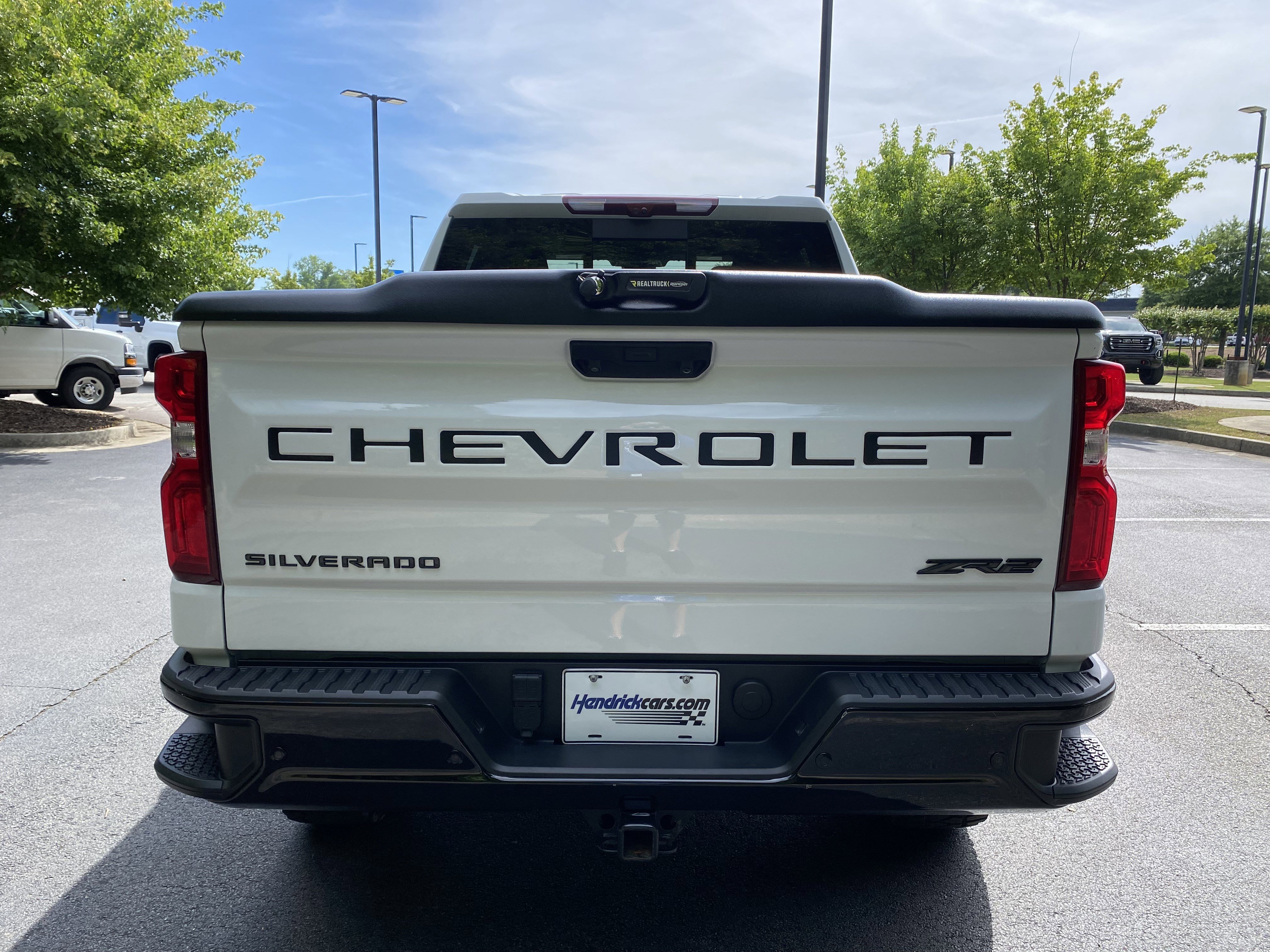 Used 2024 Chevrolet Silverado 1500 ZR2 w/ Technology Package AWD/4WD image 8