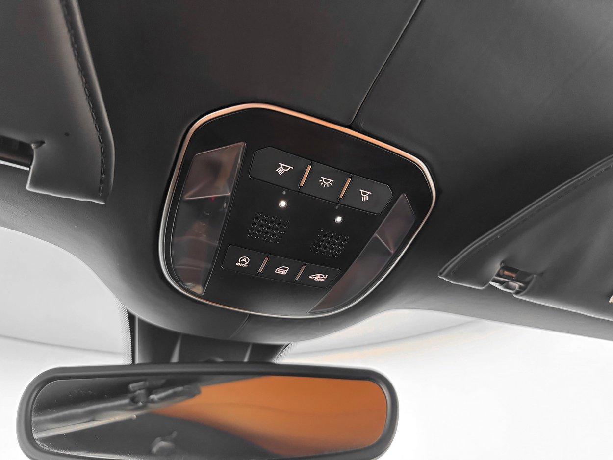 Used 2018 Ferrari GTC4Lusso T image 20