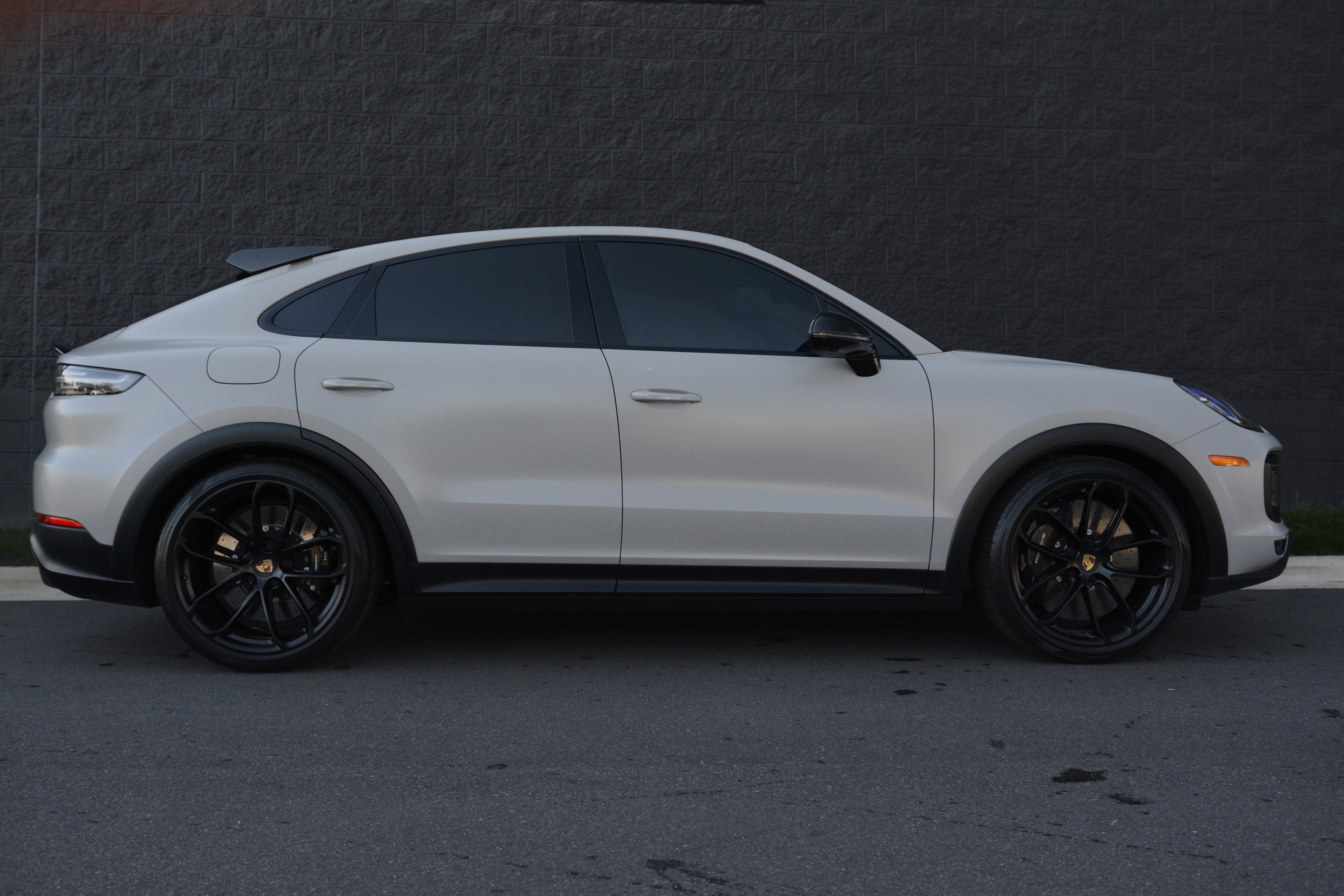 Certified 2022 Porsche Cayenne Turbo GT image 8