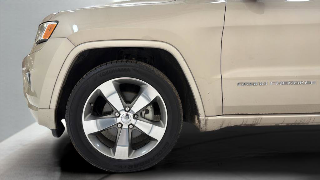 Used 2015 Jeep Grand Cherokee Overland image 36