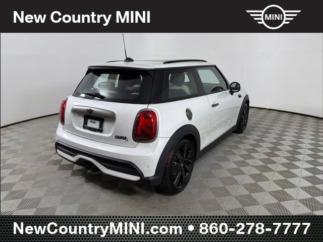 Certified 2024 MINI Cooper S w/ MINI Resolute Edition FWD image 7