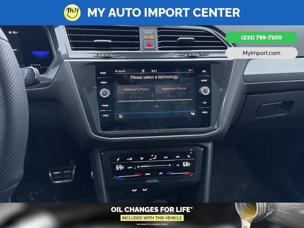Used 2022 Volkswagen Tiguan SE R-Line image 8