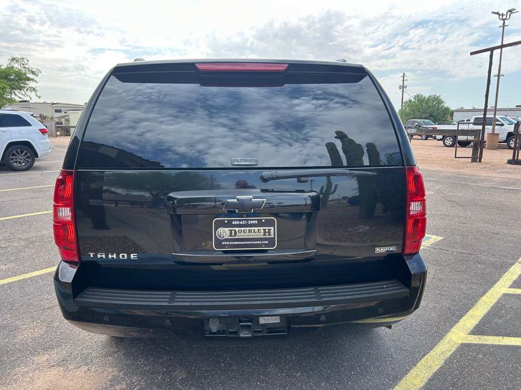 Used 2008 Chevrolet Tahoe LTZ w/ LTZ Preferred Equipment Group image 4