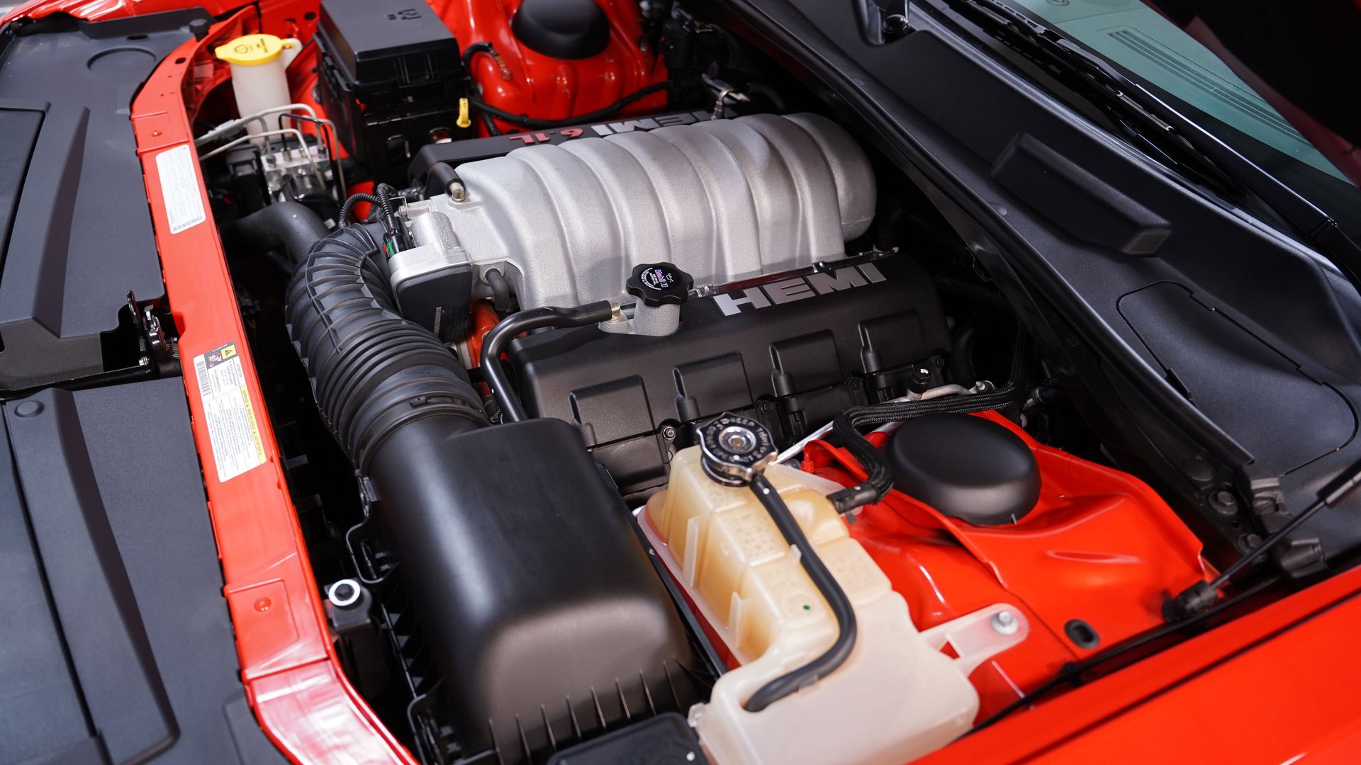 Used 2008 Dodge Challenger SRT8 image 30