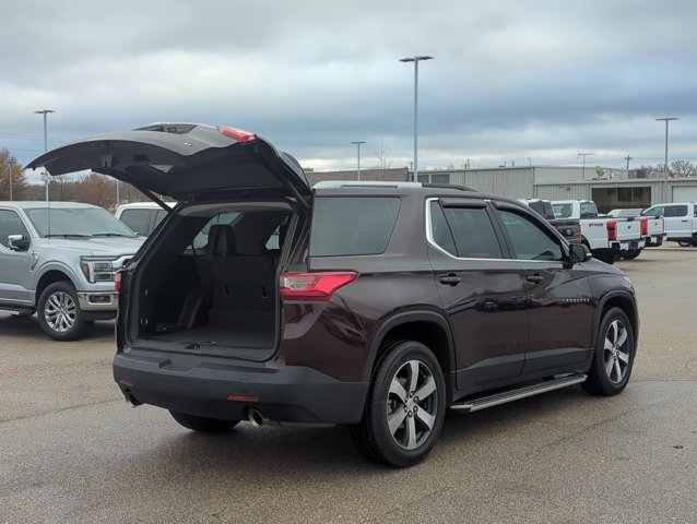 Used 2018 Chevrolet Traverse LT image 6
