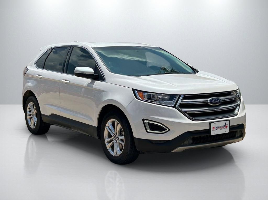 Used 2017 Ford Edge SEL w/ Equipment Group 201A FWD image 3