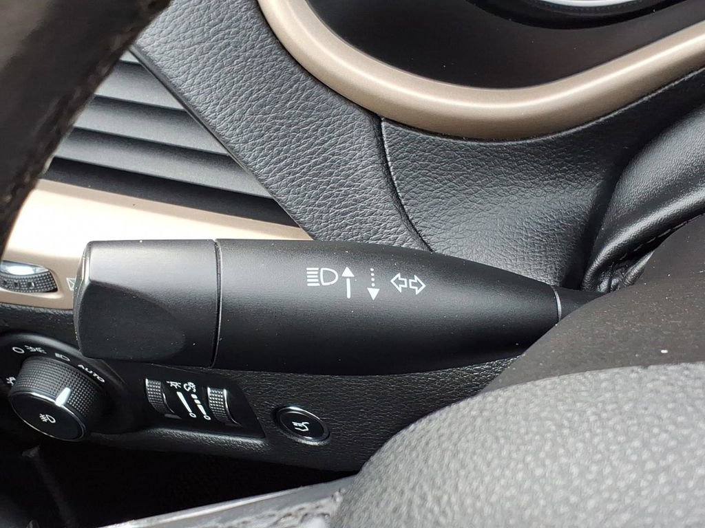 Used 2017 Jeep Cherokee 75th Anniversary AWD/4WD image 25
