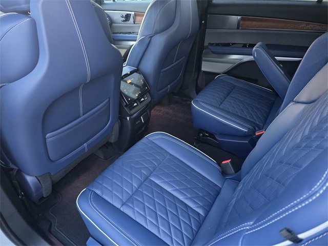 New 2026 Cadillac Vistiq Premium Luxury image 13