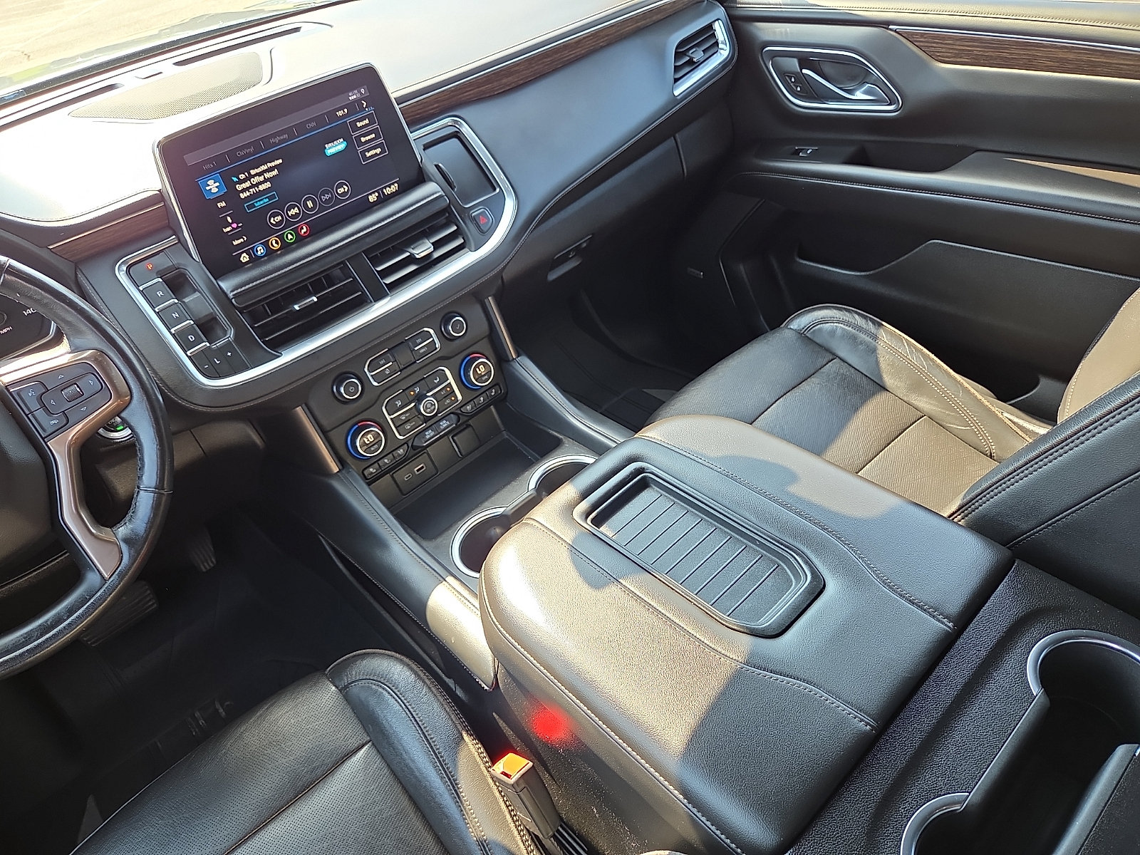 Used 2021 Chevrolet Tahoe High Country AWD/4WD image 14