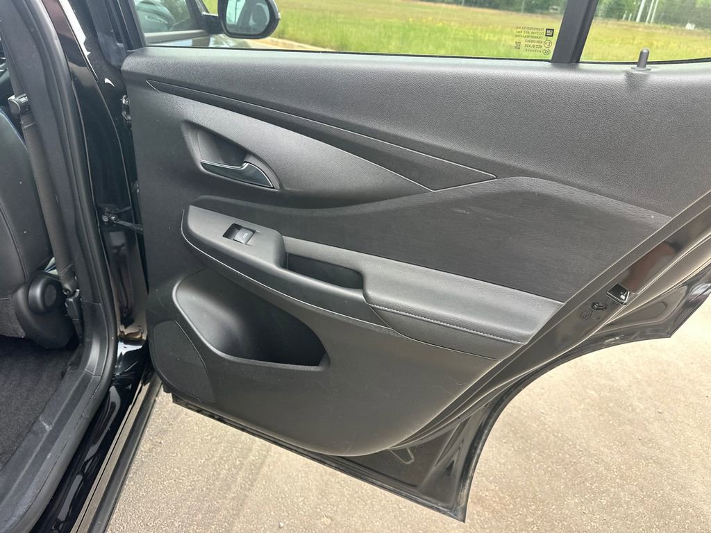 Used 2025 Buick Envista Sport Touring image 16