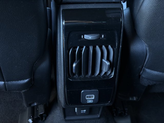 Used 2024 Jeep Compass Limited AWD/4WD image 18