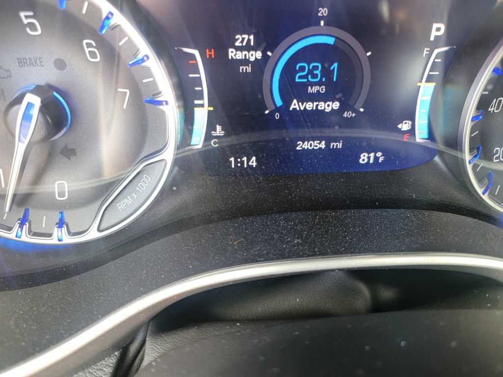 Used 2025 Chrysler Pacifica Select FWD image 20