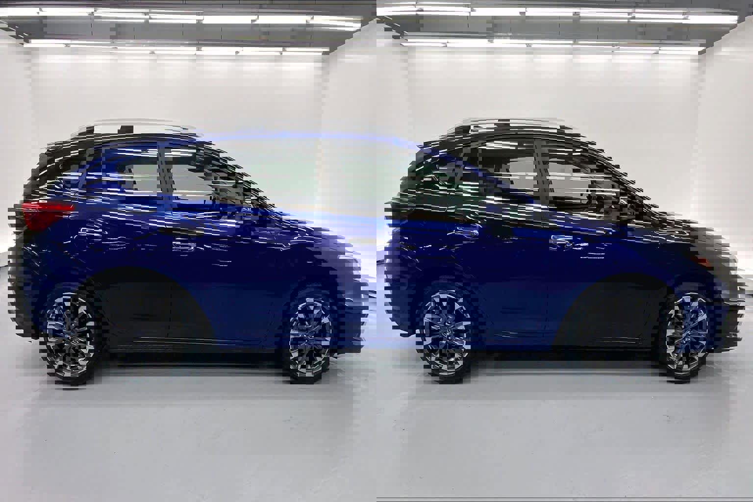 Used 2022 Subaru Impreza 2.0i Limited image 5