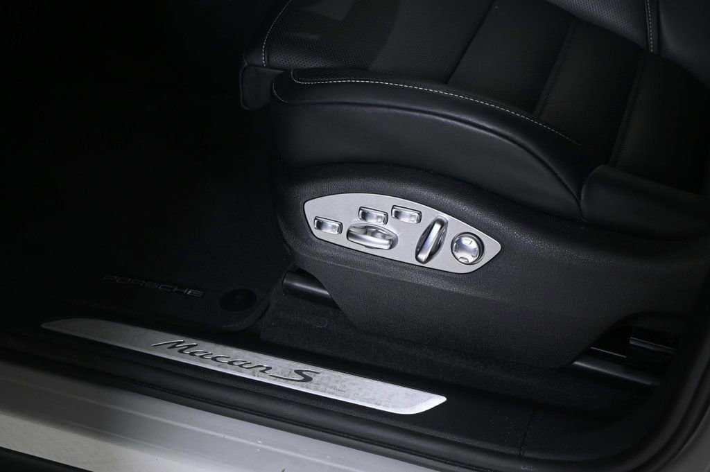 Certified 2026 Porsche Macan S image 29