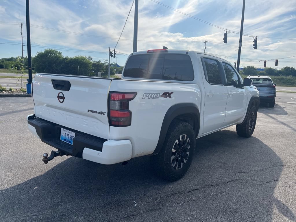 Used 2022 Nissan Frontier PRO-4X w/ Technology Package AWD/4WD image 3