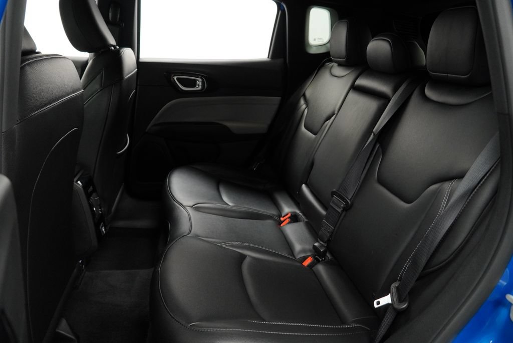 Certified 2026 Jeep Compass Limited AWD/4WD image 18