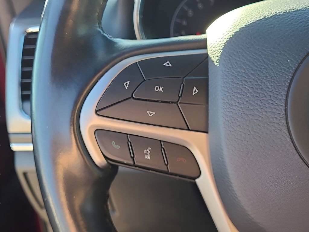 Used 2021 Jeep Grand Cherokee Limited w/ Luxury Group II image 34