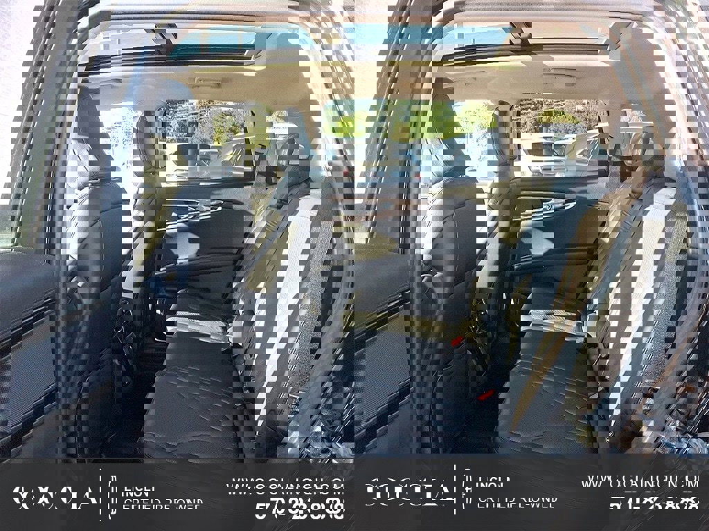 Certified 2023 Lincoln Nautilus Reserve image 10