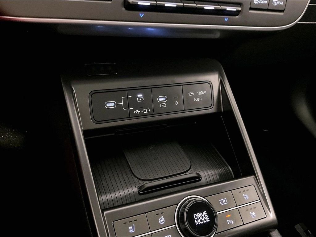 Used 2024 Hyundai Kona Limited FWD image 26