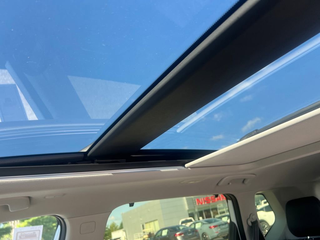 New 2026 Nissan Rogue Platinum w/ Platinum Premium Package image 21