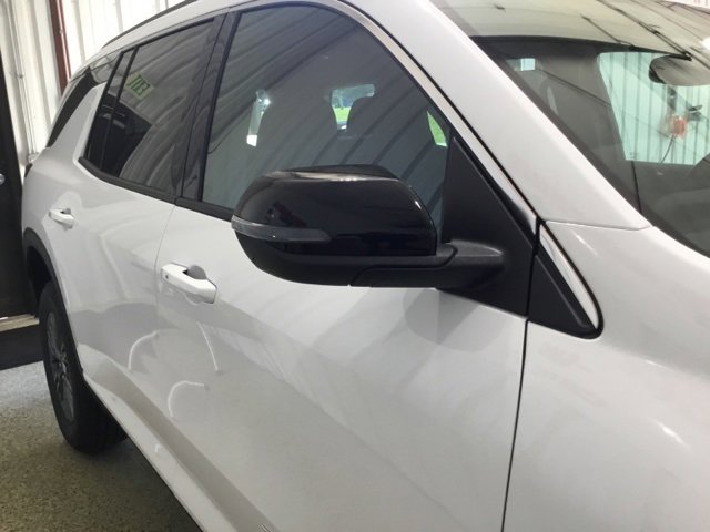 New 2026 Chevrolet Traverse LT w/ LPO, Floor Liner Package image 23