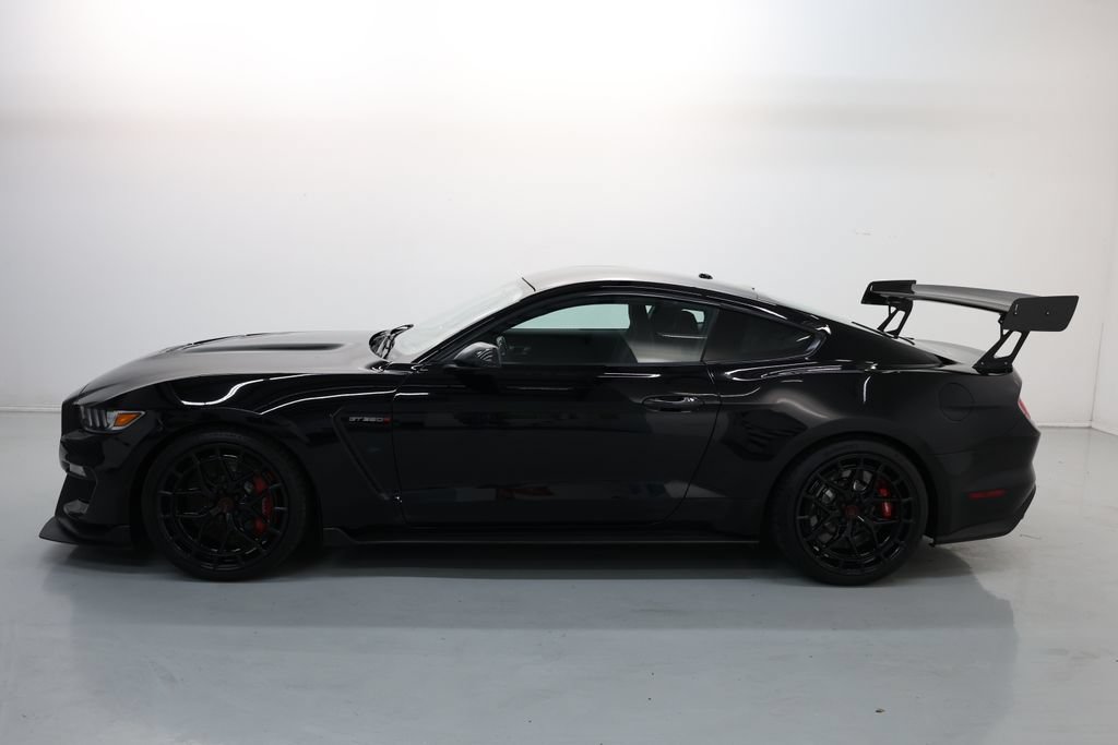 Used 2019 Ford Mustang Shelby GT350R w/ GT350R Equipment Group 920A RWD image 64