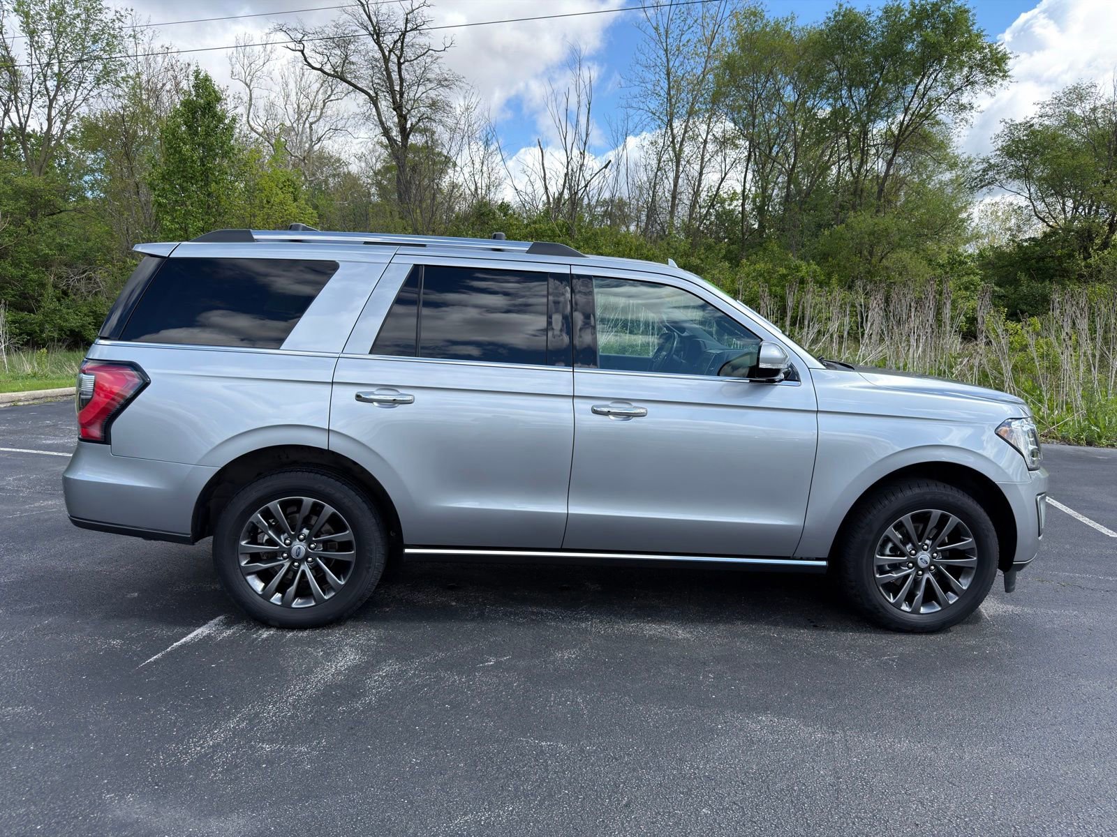 Used 2021 Ford Expedition Limited AWD/4WD image 8
