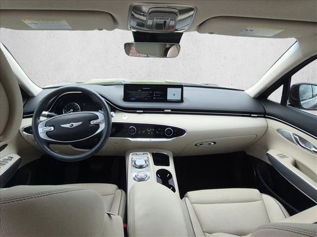 Used 2025 Genesis GV70 2.5T w/ Advanced Package AWD/4WD image 15