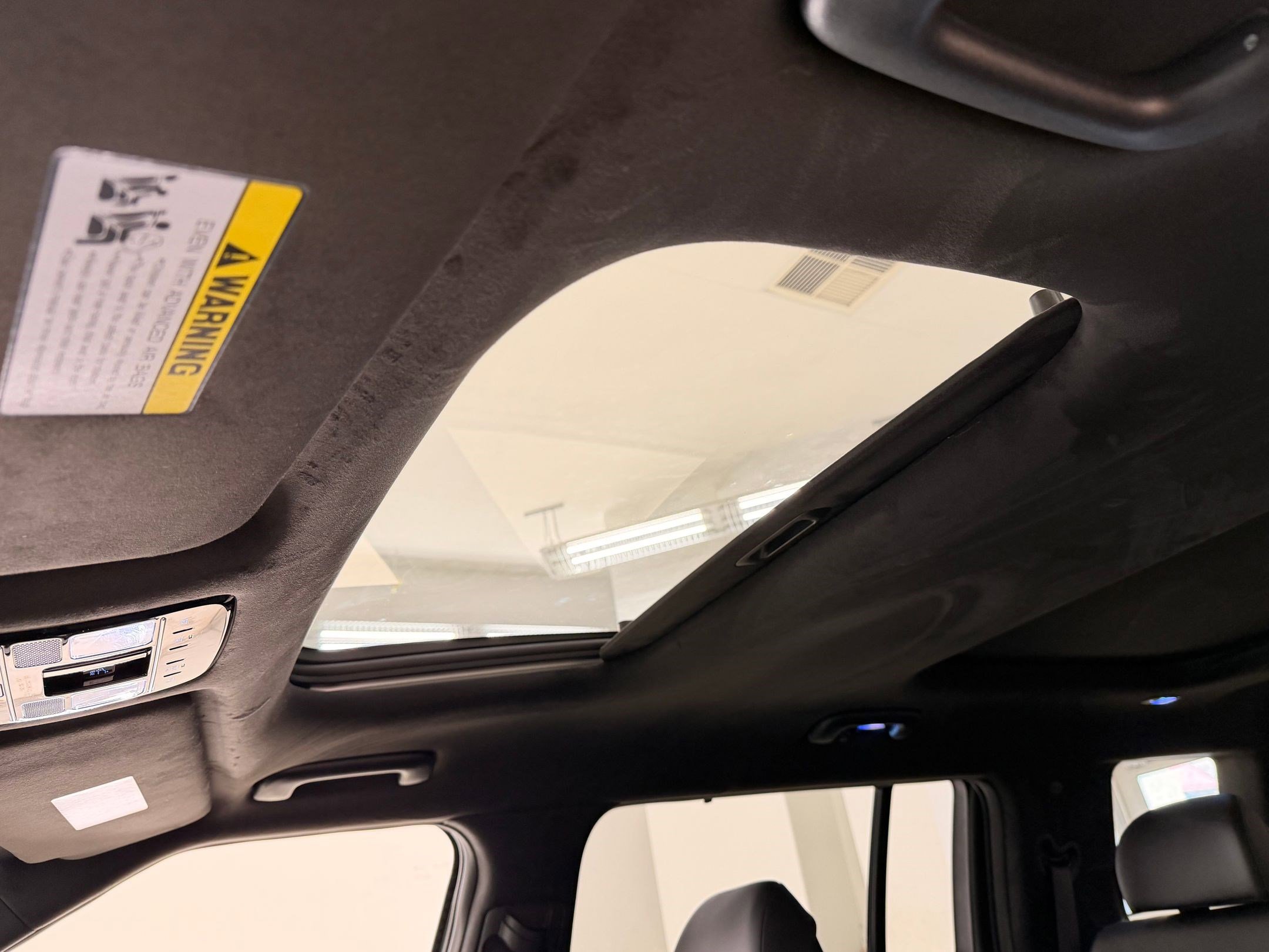 Used 2024 Hyundai Santa Fe Calligraphy image 16